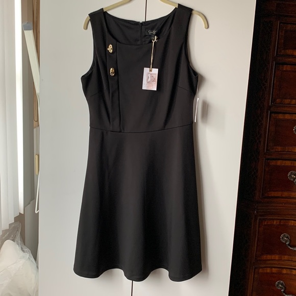 Jessica Simpson Dresses & Skirts - Jessica Simpson Black Sleeveless Midi Dress with Gold Button Detail